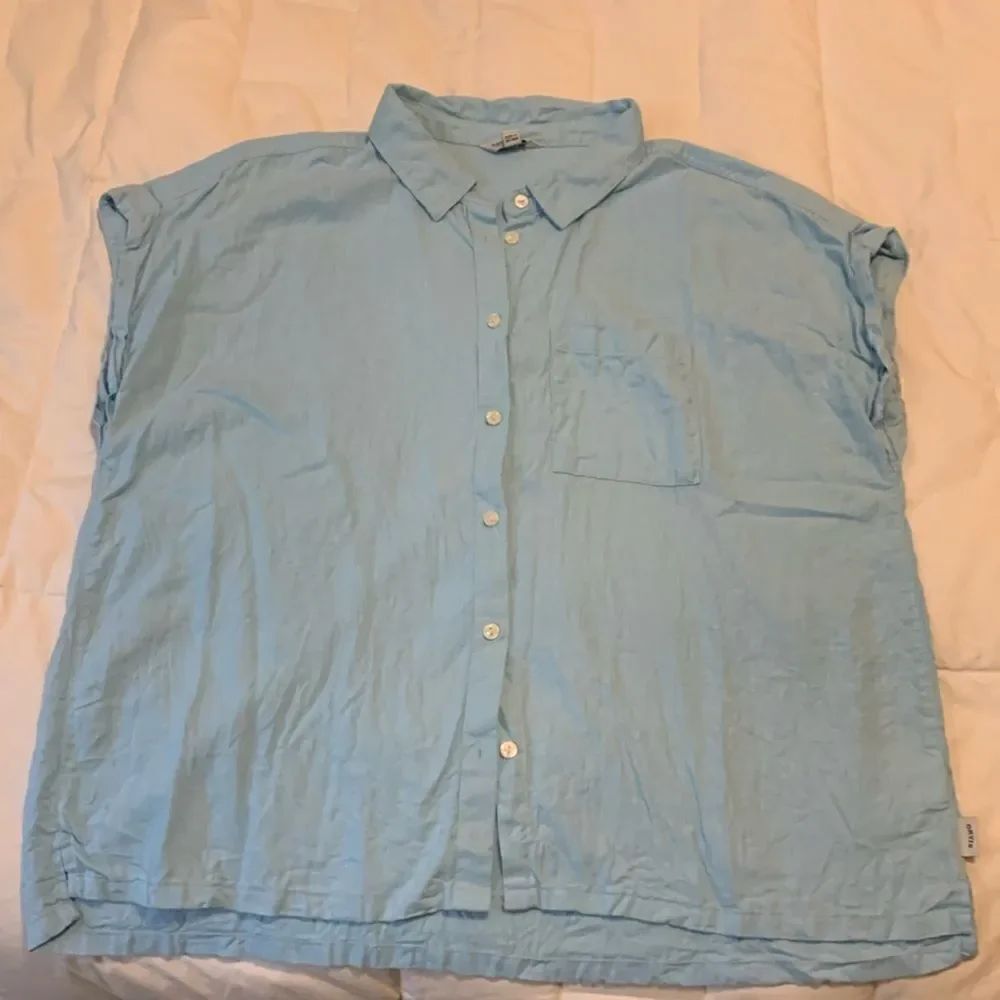ORVIS, sleeveless, ladies button down, XL, great like new condition
